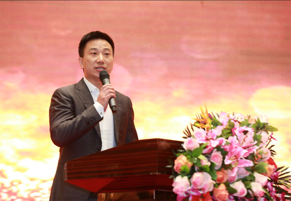 二十二年风雨 只因有你同行 又沐改革春风 再迎历史机遇 ——银河集团22周年庆典暨颁奖典礼 二十二年风雨 只因有你同行 又沐改革春风 再迎历史机遇 ——银河集团22周年庆典暨颁奖典礼
