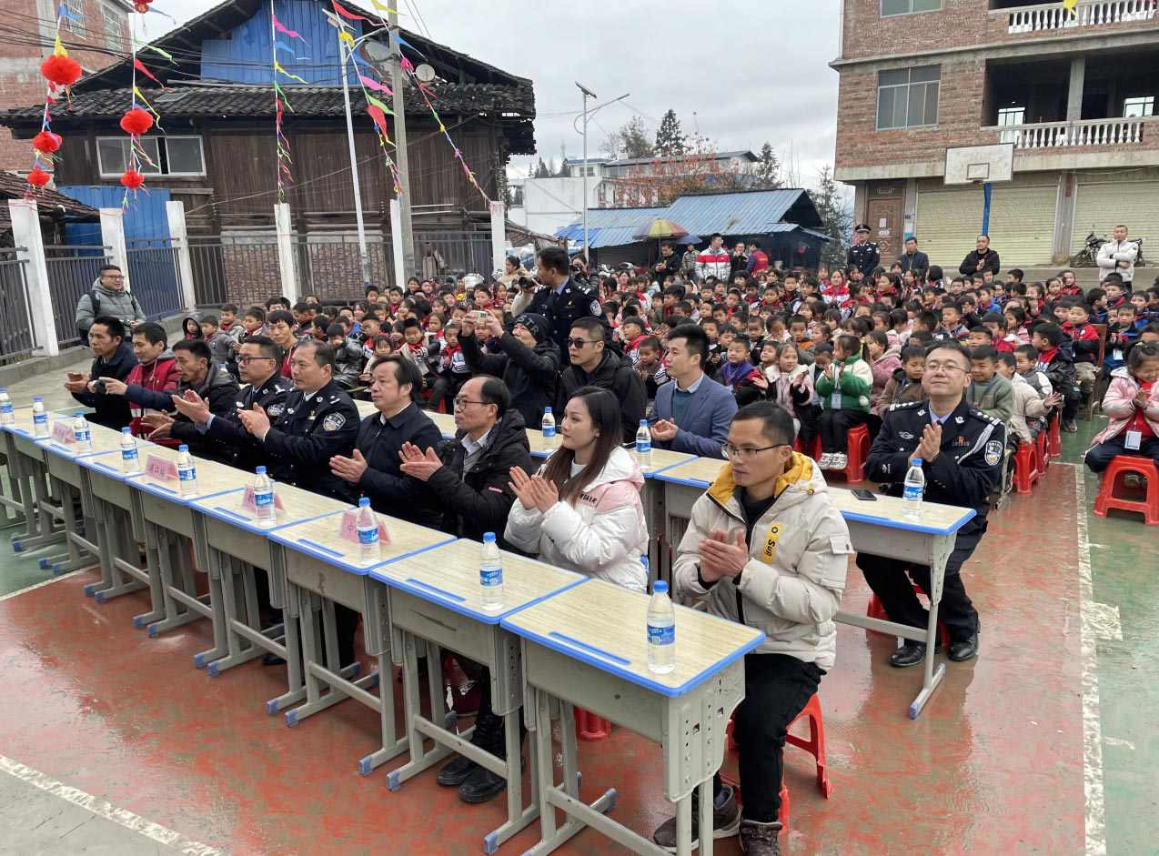 “少年强则国强” 银河集团为广西三江岑牙小学捐资助建 “少年强则国强” 银河集团为广西三江岑牙小学捐资助建